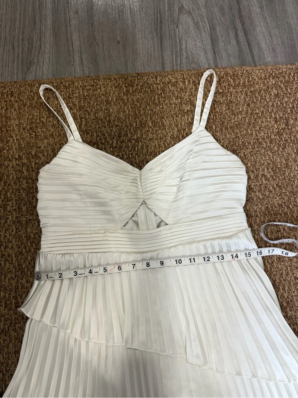 Abercrombie & Fitch (A&F) Giselle Pleated Tiered Maxi Dress Cream Ruffle Keyhole